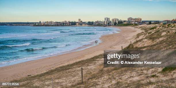 cronulla beach moods - alexander kesselaar stock-fotos und bilder