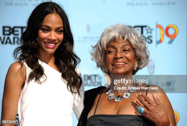 Actresses Zoe Saldana and Nichelle Nichols arrive at the 2009 BET Awards held at the Shrine Auditorium on June 28, 2009 in Los Angeles, California.