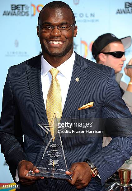 Athlete Myron Rolle arrives at the 2009 BET Awards held at the Shrine Auditorium on June 28, 2009 in Los Angeles, California.
