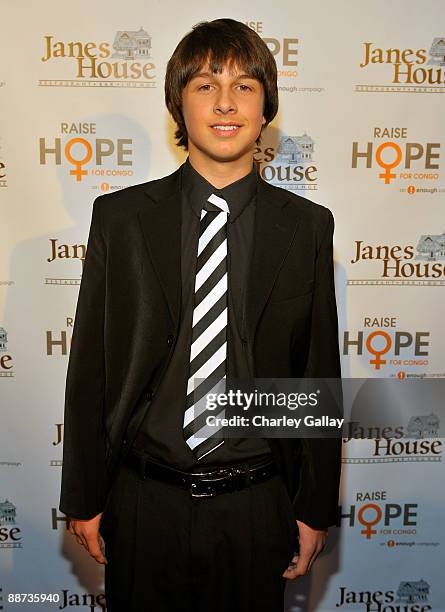 Mitchell Gleeman Mitch Holleman Photos and Premium High Res Pictures - Getty Images