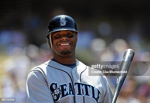 Ken Griffey Jr. #24 of the Seattle Mariners waits on deck during the game against the Los Angeles Dodgers at Dodger Stadium on June 28, 2009 in Los...