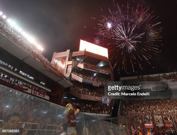 Fireworks explode prior the first leg of the Copa Sudamericana 2017 final between Independiente and Flamengo at Estadio Libertadores de America on...