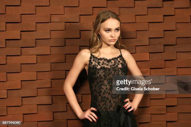 Model Lily-Rose Depp, daughter of Johnny Depp and Vanessa Paradis during the Chanel "Trombinoscope" Collection des Metiers d'Art 2017/18 photo call...