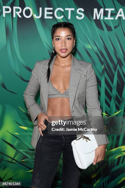 Hannah Bronfman attends the Artsy Projects Miami x Gucci: Special Thanks to Bombay Sapphire at The Bath Club on December 6, 2017 in Miami Beach,...