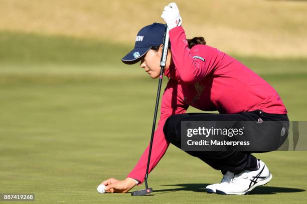 Hina Arakaki of Japan lines up during the first round of the LPGA Rookie Tournament at Great Island Club on December 7, 2017 in Chonan, Chiba, Japan.