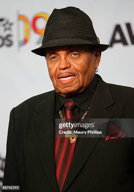 Joe Jackson Singer Photos and Premium High Res Pictures - Getty Images