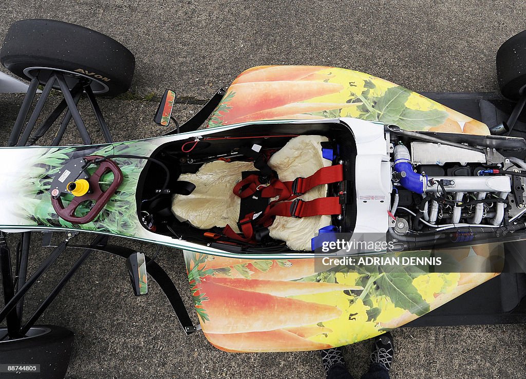 This photo shows the cockpit of the Worl