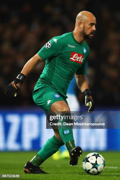 Goalkeeper, Pepe Reina of Napoli in action during the UEFA Champions League group F match between Feyenoord and SSC Napoli at Feijenoord Stadion on...