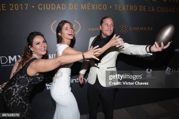 Stephanie Cayo and Gary Alazraki attend the the Premio Iberoamericano De Cine Fenix 2017 press room at Teatro de La Ciudad on December 6, 2017 in...
