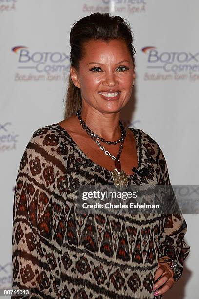 Singer/actress Vanessa Williams attends the Rack Relay Race to benefit Dress for Success at Grand Central Terminal on June 30, 2009 in New York City.