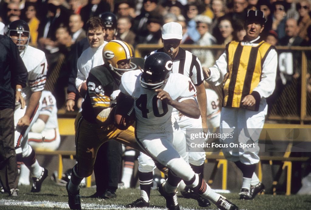 Chicago Bears v Green Bay Packers