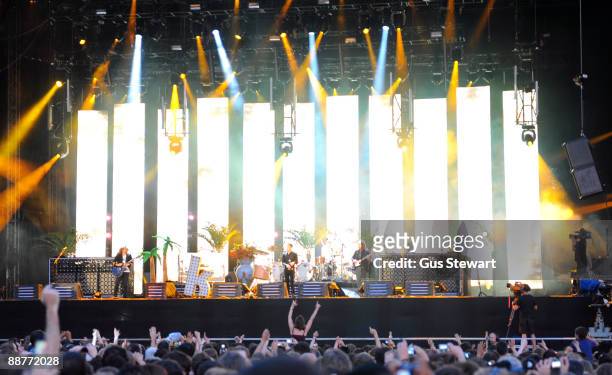 The Killers perform on stage on day 1 of Hard Rock Calling at Hyde Park on June 26, 2009 in London, England.