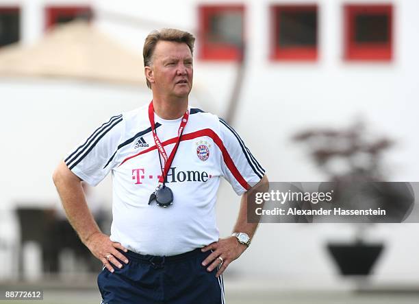 Head coach Louis van Gaal looks on during the FC Bayern Muenchen training session at Bayern's trainings ground Saebener Strasse on July 1, 2009 in...