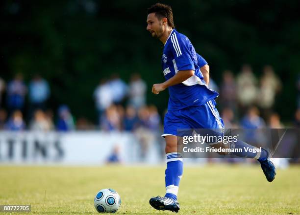 Albert Streit of Schalke in action during the pre season friendly match between Hochsauerlandkreis Team and FC Schalke 04 at the Duenefeld stadium on...