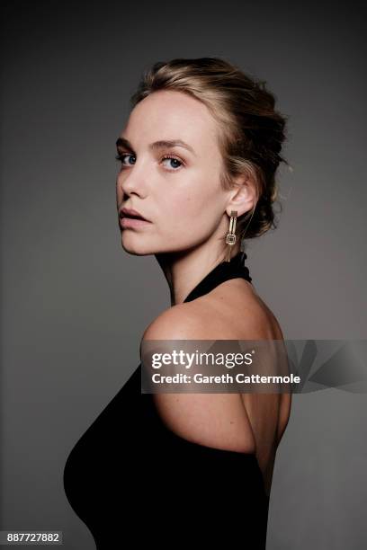 Vanderham Joanna Vanderham Photos and Premium High Res Pictures - Getty Images