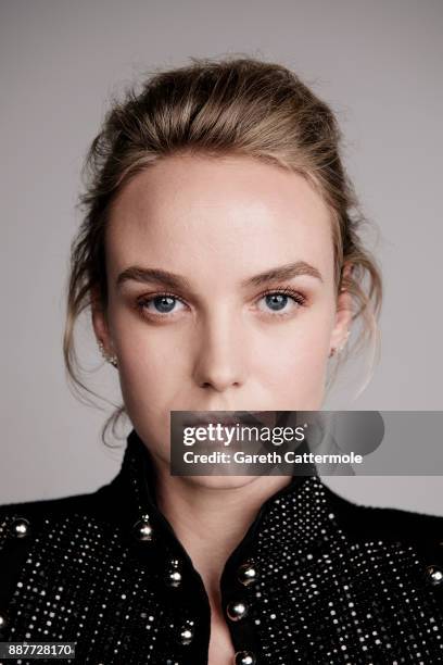 Vanderham 569 Joanna Vanderham Photos & High Res Pictures - Getty Images