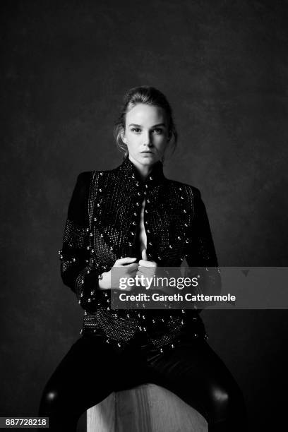 Vanderham 485 Joanna Vanderham Photos & High Res Pictures - Getty Images