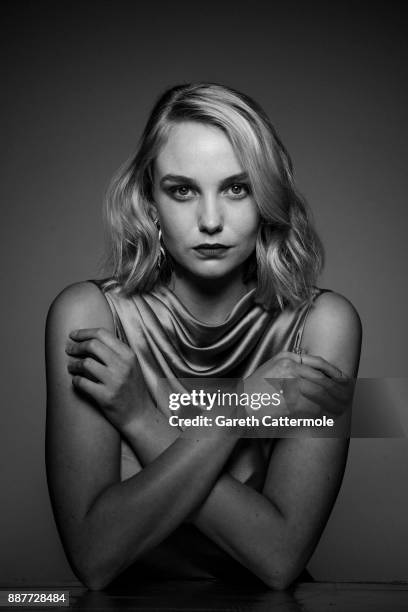 Vanderham Joanna Vanderham Photos and Premium High Res Pictures - Getty Images
