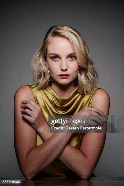 Vanderham 485 Joanna Vanderham Photos & High Res Pictures - Getty Images