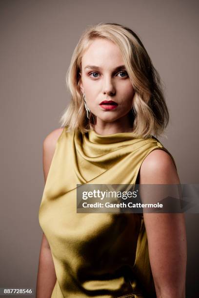 Vanderham Joanna Vanderham Photos and Premium High Res Pictures - Getty Images