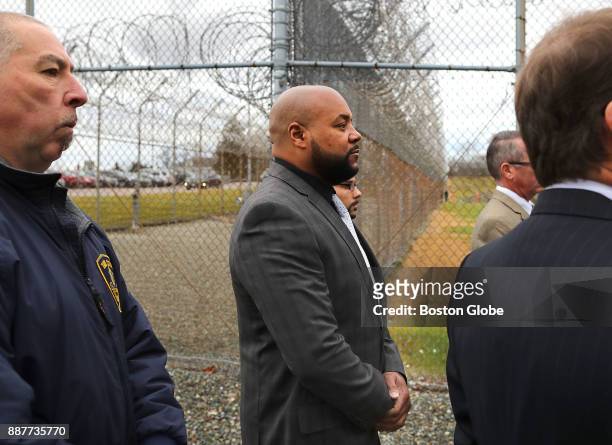 Defendant Derek Howard walks to the entrance of the Bridgewater State Hospital in Bridgewater, MA on Dec. 6, 2017 as a visit to the facility takes...