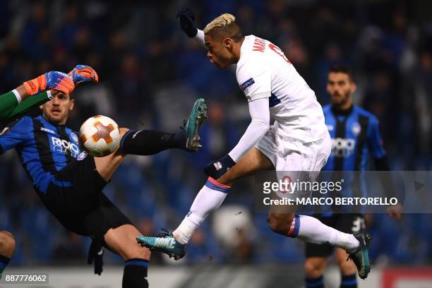Lyon's Spanish forward Mariano Diaz tries to score during the UEFA Europa League group E football match Atalanta vs Olympique Lyonnais at The Mapei...