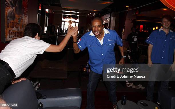 Kevin Liles attends the Warner Music Group Junior Achievement Bowl-A-Thon at Lucky Strike on June 26, 2009 in New York City.