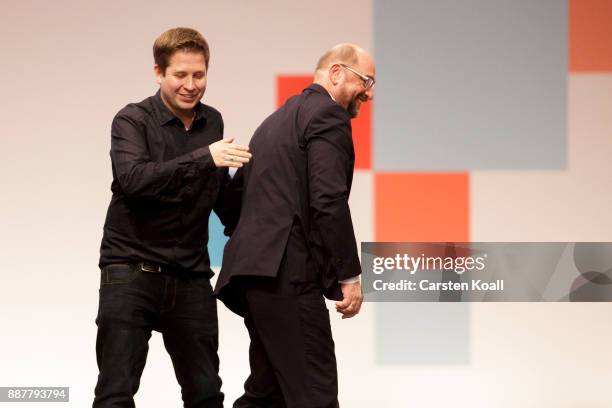 Kevin Kuehnert , leader of the youth organisation of the Social Democrats, congrats Martin Schulz , leader of the German Social Democrats , after the...