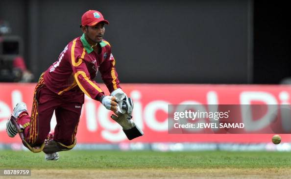Ramdin West Indies wicketkeeper Denesh Ramdin successfully throws the ball ...