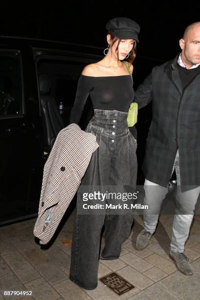 Bella Hadid arriving at her hotel on December 7, 2017 in London, England.