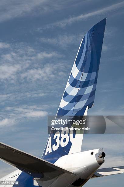 tail of airplane. - vertical stabilizer 個照片及圖片檔