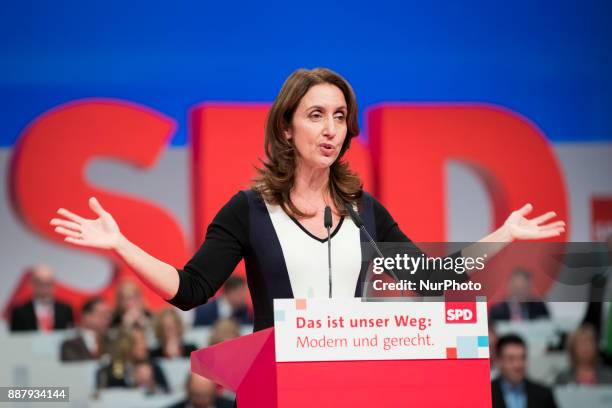 Aydan Oezoguz speaks during the party congress of the Social Democratic Party in Berlin, Germany on December 7, 2017.