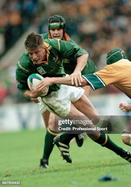 Bobby Skinstad of South Africa in action against Australia during the rugby union World Cup Semi-Final match at Twickenham in London on 30th October...