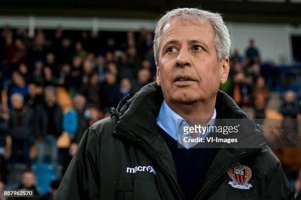 Coach Lucien Favre of OGC Nice during the UEFA Europa League group K match between Vitesse Arnhem and OGC Nice at Gelredome on December 07, 2017 in...