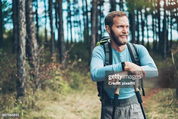 genießen sie die natur - walker stock-fotos und bilder