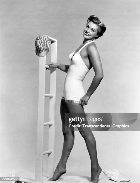 Esther Williams swimming star poses for a publicity shot in Hollywood around 1950.