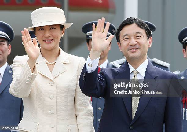Crown Princess Masako and Crown Prince Naruhito see off Emperor Akihito and Empress Michiko departing for Canada at Tokyo International Airport on...