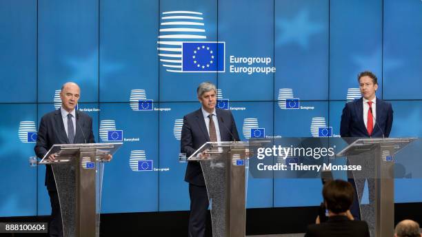 Economic and Financial Affairs, Taxation and Customs Commissioner Pierre Moscovici , the Portuguese Finance Minister Mario Centeno and the Dutch...