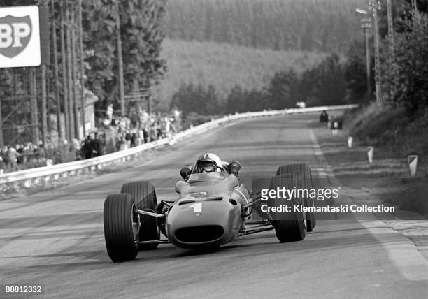The Belgian Grand Prix; Spa-Francorchamps, June 18, 1967. Chris Amon brakes hard from high speed with his Ferrari 312/F1 for Spa?s La Source hairpin....