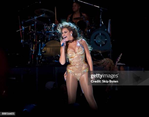 Beyonce performs during the 2009 Essence Music Festival Presented by Coca-Cola at the Louisiana Superdome on July 3, 2009 in New Orleans, Louisiana.