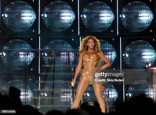 Beyonce performs during the 2009 Essence Music Festival Presented by Coca-Cola at the Louisiana Superdome on July 3, 2009 in New Orleans, Louisiana.