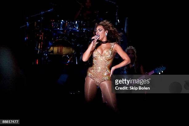 Beyonce performs during the 2009 Essence Music Festival Presented by Coca-Cola at the Louisiana Superdome on July 3, 2009 in New Orleans, Louisiana.