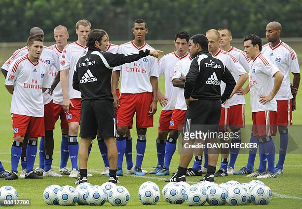 German first division Bundesliga football club Hamburg SV's head coach Bruno Labbadia oversees a training session in the northern German city of...