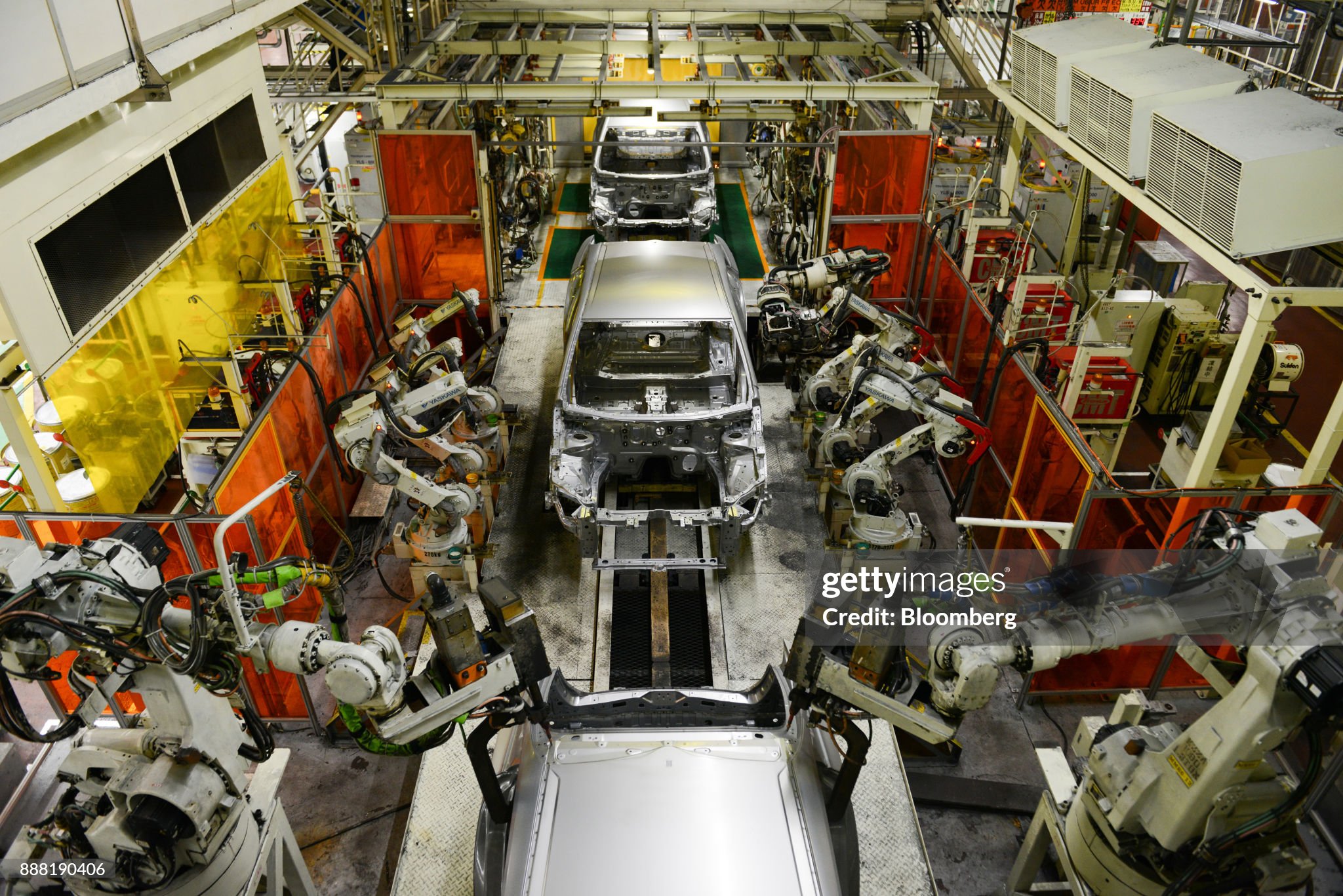 making-of-the-toyota-motor-prius-at-the-automakers-tsutsumi-factory.jpg