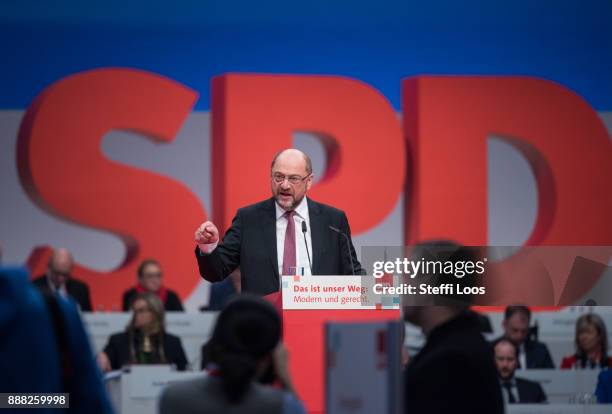 Leader of the Social Democratic Party Martin Schulz holds a speech at the SPD federal party congress on December 8, 2017 in Berlin, Germany. SPD...