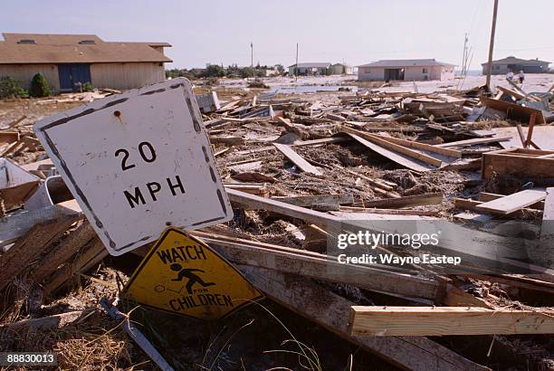 hurricane opal aftermath - rubble stock pictures, royalty-free photos & images