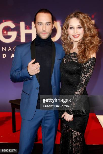 Musical actress Tessa Sunniva van Tol and guest during the premiere of 'Ghost - Das Musical' at Stage Theater on December 7, 2017 in Berlin, Germany.