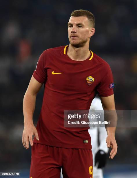 Edin Dzeko of AS Roma during the UEFA Champions League group C match between AS Roma and Qarabag FK at Stadio Olimpico on December 5, 2017 in Rome,...