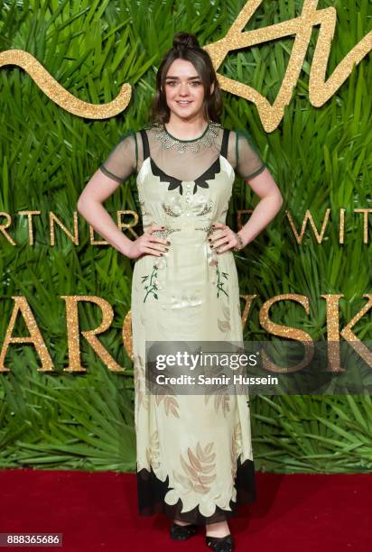 Maisie Williams attends The Fashion Awards 2017 in partnership with Swarovski at Royal Albert Hall on December 4, 2017 in London, England.