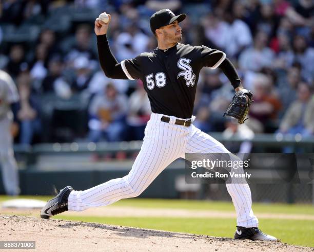 Miguel Gonzalez of the Chicago White Sox pitches during the game against the Minnesota Twins at Guaranteed Rate Field on Saturday, April 8, 2017 in...